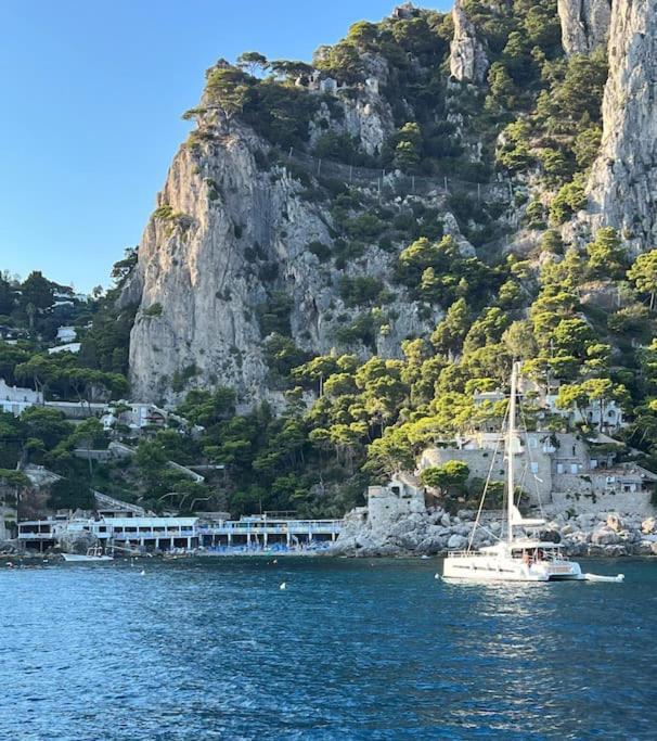 Exceptionnel Pieds Dans L'Eau Villa Capri Exterior foto